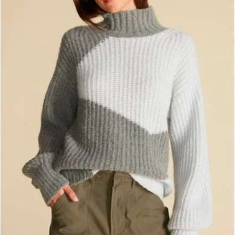 Amour Vert Veira Wool Blend Knit Turtleneck Sweater Grey Colorblock Small